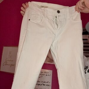 Sophisticated White Jeans by Cabi – Perfect for Dressy Occasions